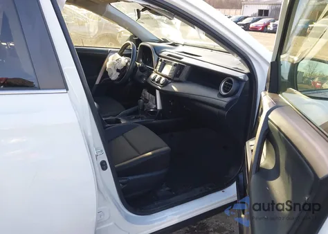 2017 Toyota Rav4 Le из США, поврежденный, VIN JTMZFREV2HJ126235